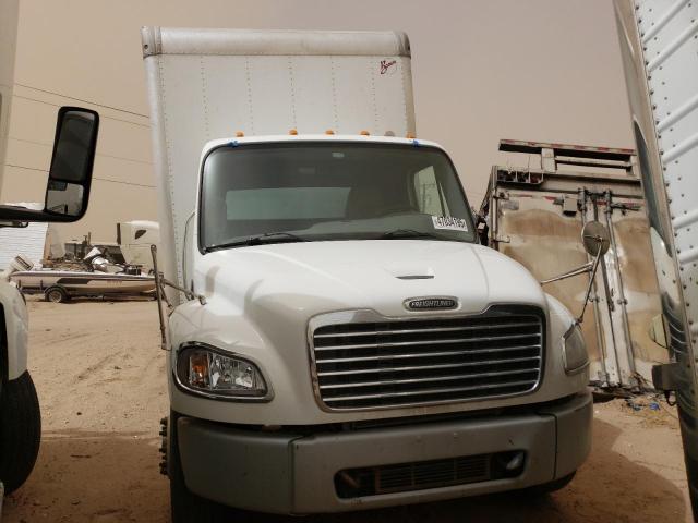  Salvage Freightliner M2 106 Med