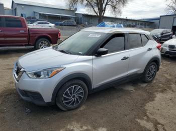  Salvage Nissan Kicks
