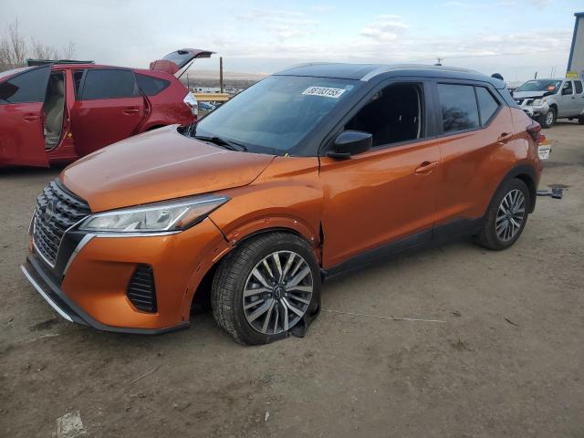  Salvage Nissan Kicks