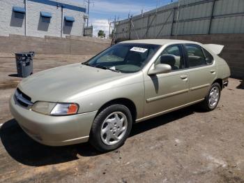  Salvage Nissan Altima
