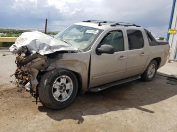  Salvage Chevrolet Avalanche