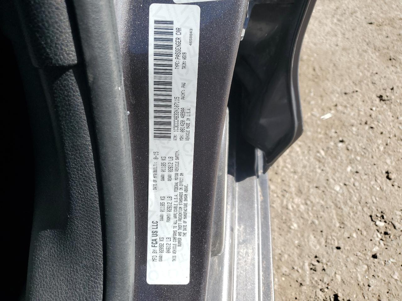 Chrysler 200 Limited Image 8