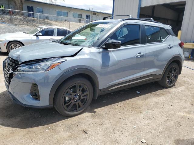  Salvage Nissan Kicks