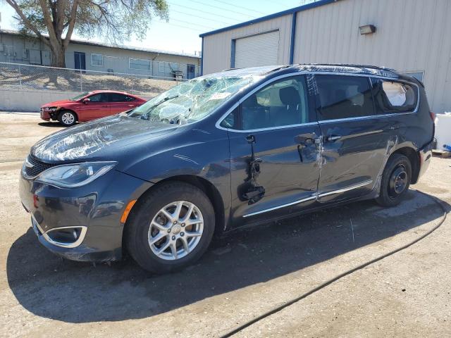  Salvage Chrysler Pacifica