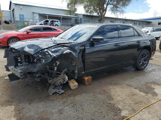  Salvage Chrysler 300