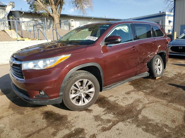  Salvage Toyota Highlander