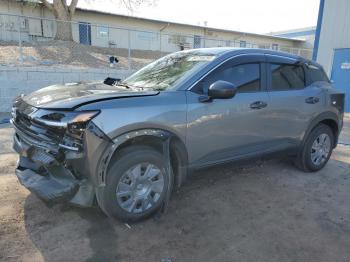  Salvage Nissan Kicks