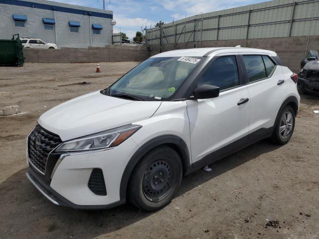  Salvage Nissan Kicks