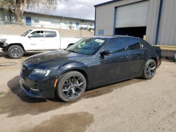  Salvage Chrysler 300