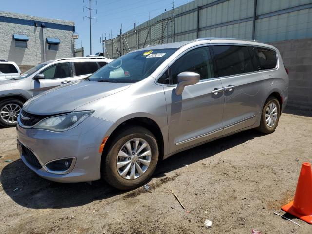  Salvage Chrysler Pacifica