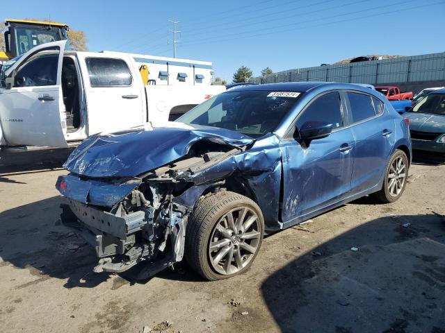  Salvage Mazda 3