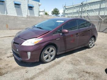  Salvage Toyota Prius
