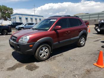  Salvage Hyundai TUCSON