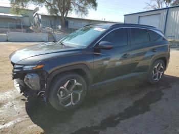  Salvage Hyundai TUCSON