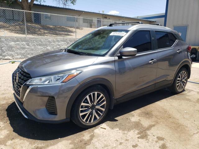  Salvage Nissan Kicks