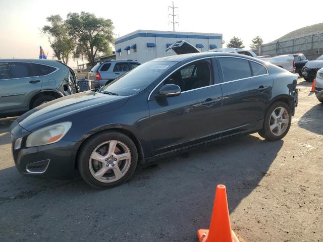  Salvage Volvo S60