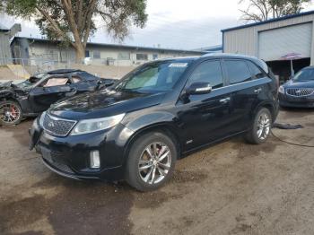  Salvage Kia Sorento