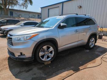  Salvage Toyota Highlander