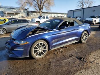  Salvage Ford Mustang