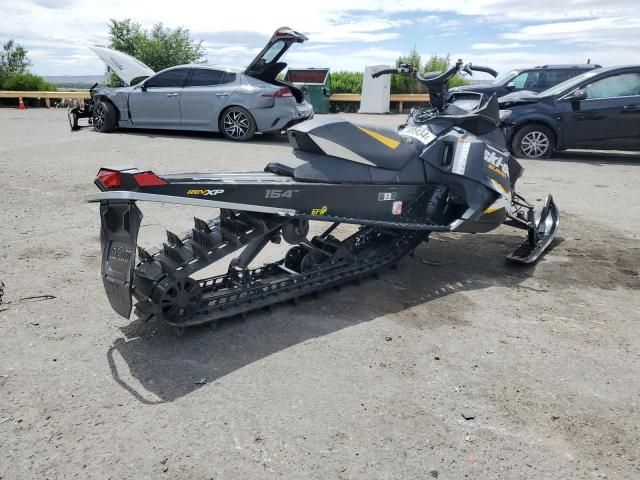 Ski-Doo Sumit Image 4