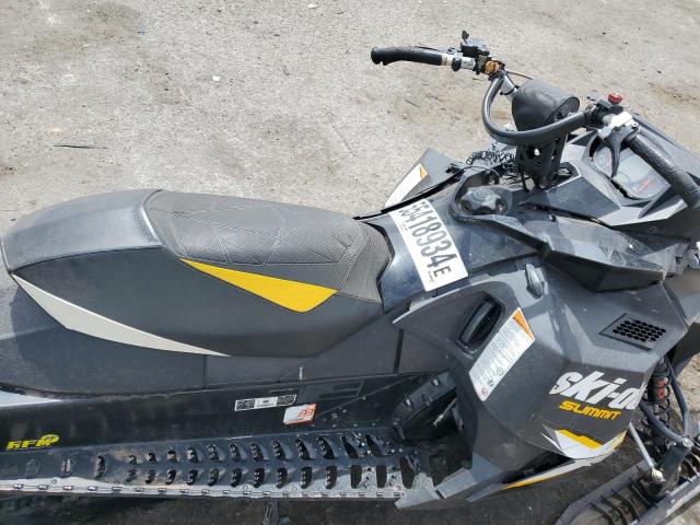 Ski-Doo Sumit Image 10