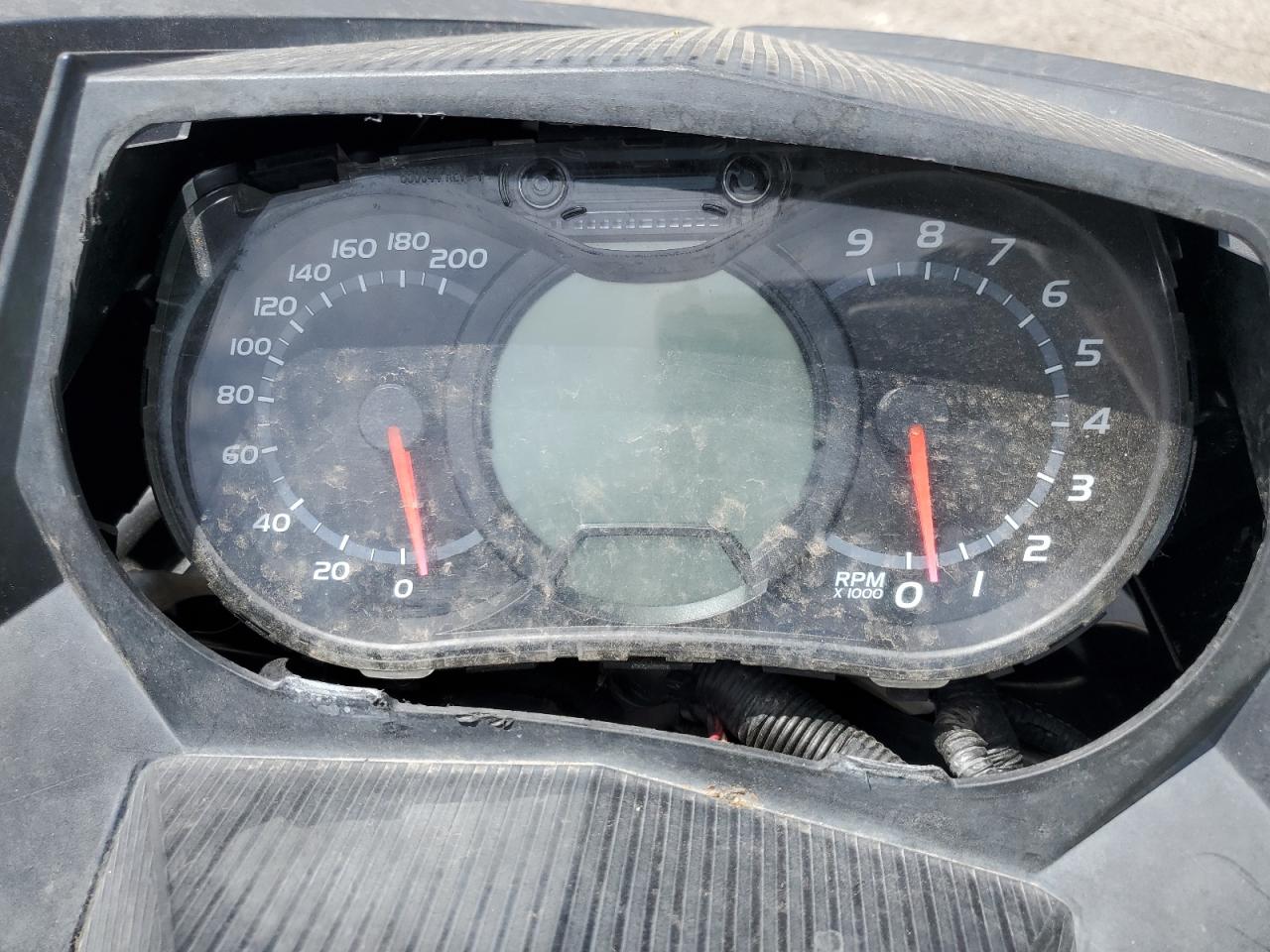 Ski-Doo Sumit Image 2