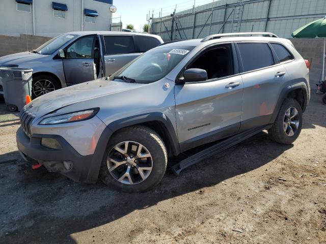  Salvage Jeep Cherokee