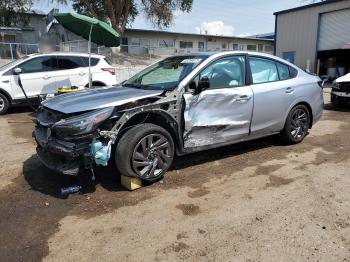  Salvage Subaru Legacy