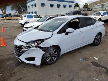  Salvage Nissan Versa