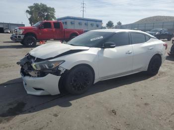  Salvage Nissan Maxima