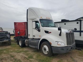 Salvage Peterbilt Tractor 579