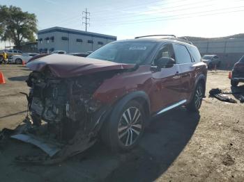  Salvage Nissan Pathfinder