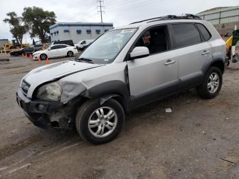  Salvage Hyundai TUCSON