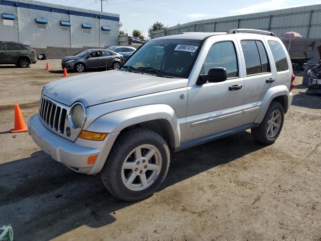  Salvage Jeep Liberty