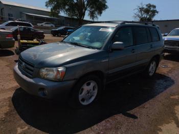  Salvage Toyota Highlander