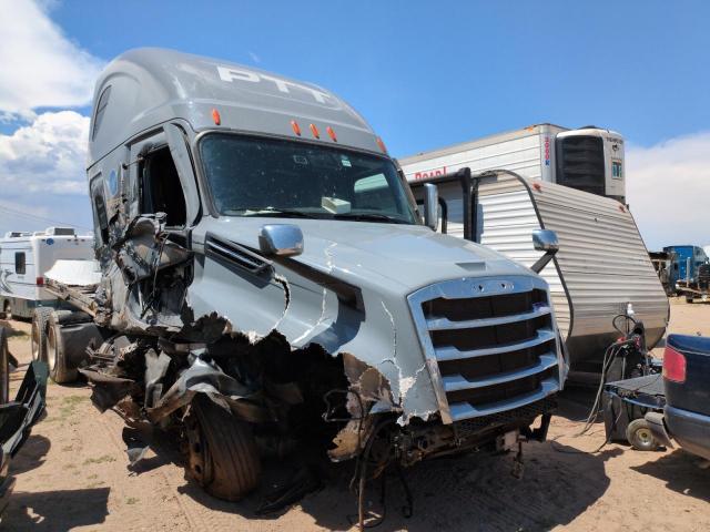  Salvage Freightliner Cascadia 126