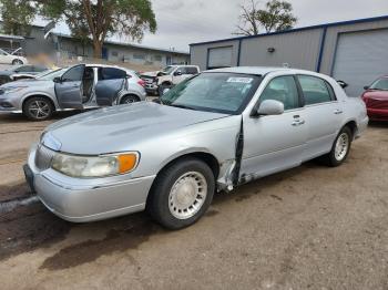  Salvage Lincoln Towncar