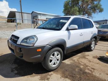  Salvage Hyundai TUCSON