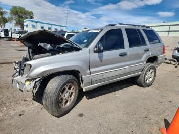  Salvage Jeep Grand Cherokee