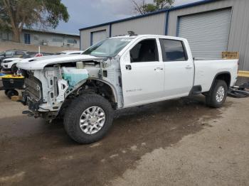  Salvage Chevrolet 2500hd Silverado