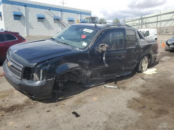  Salvage Chevrolet Avalanche