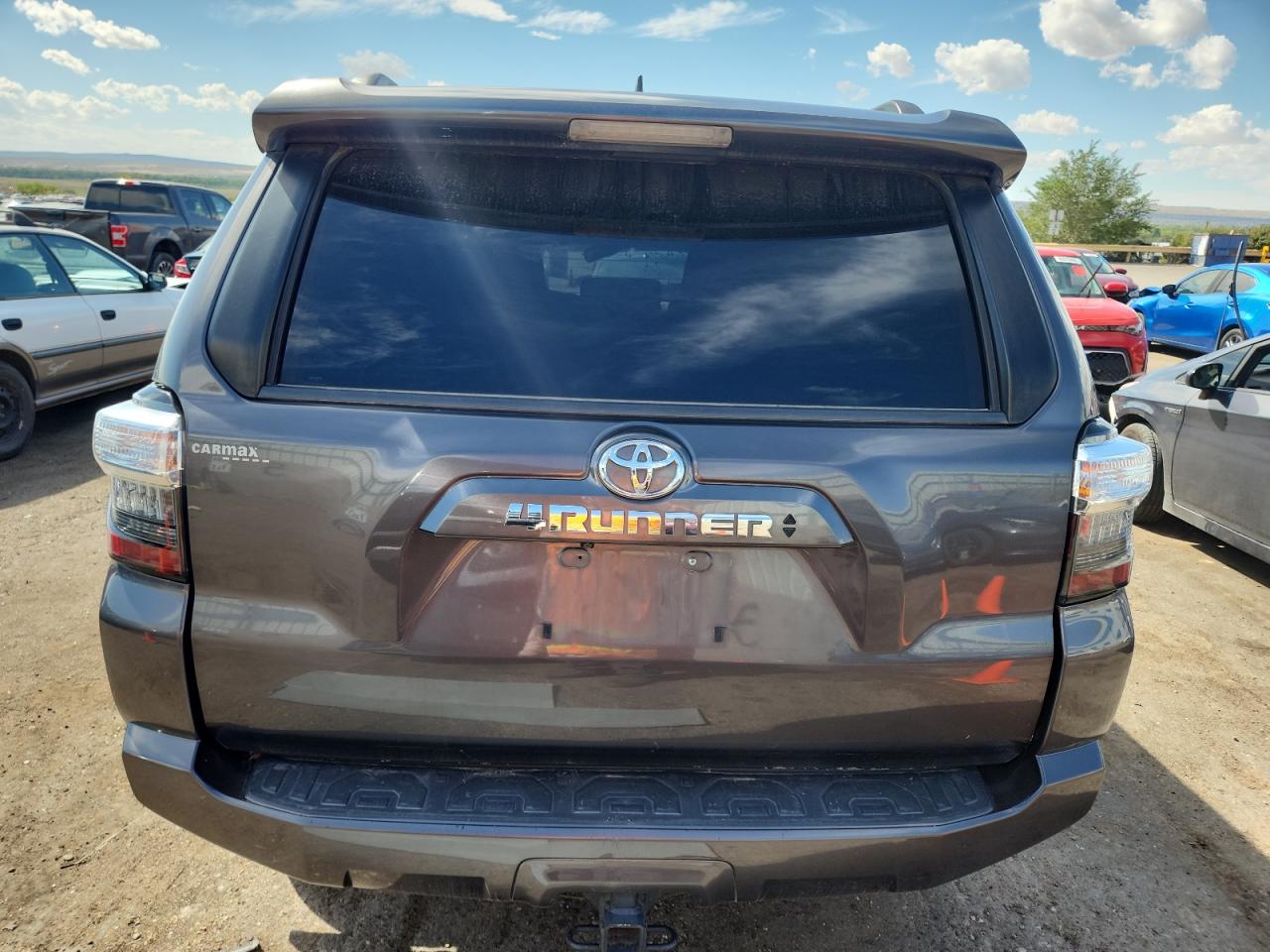 Toyota 4Runner Sr5 Image 8