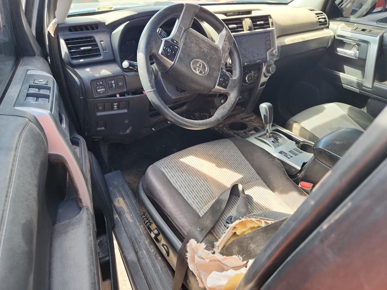 Toyota 4Runner Sr5 Image 10