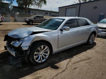  Salvage Chrysler 300