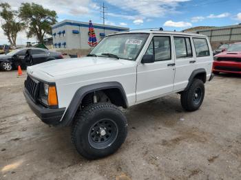  Salvage Jeep Cherokee