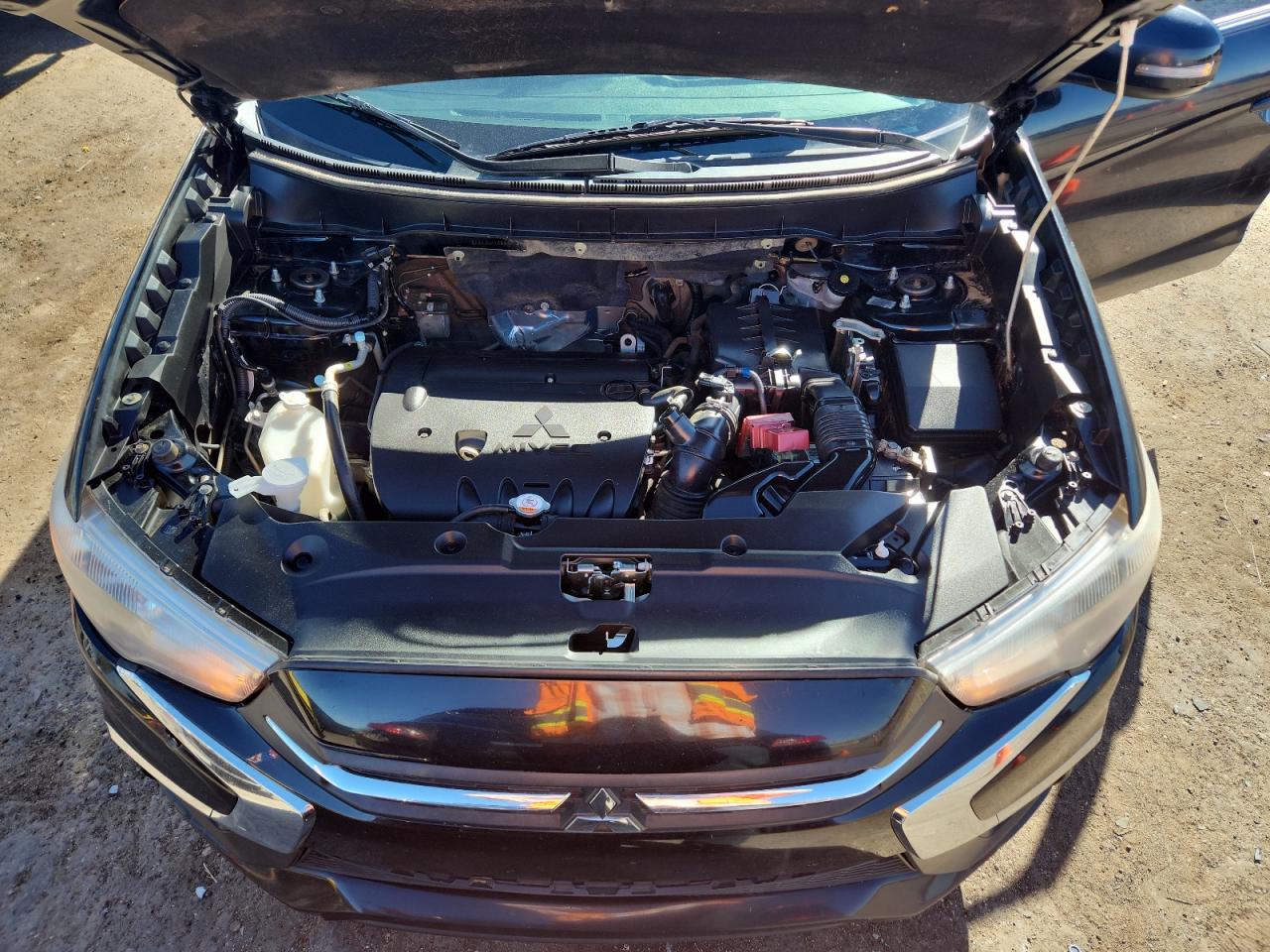 Mitsubishi Outlander Es Image 10