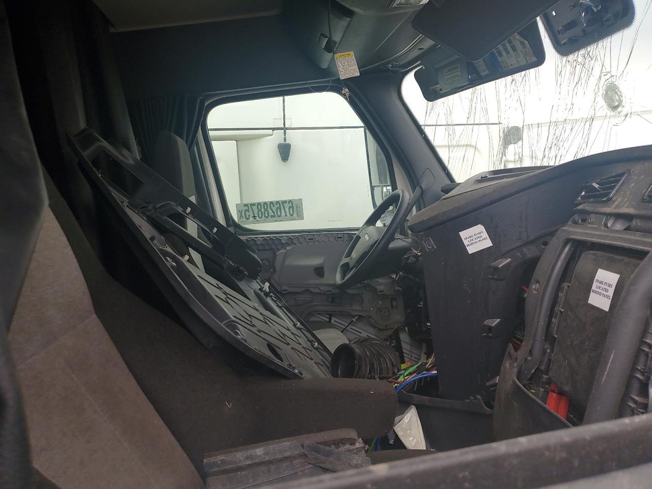 Freightliner Cascadia 1 Image 5