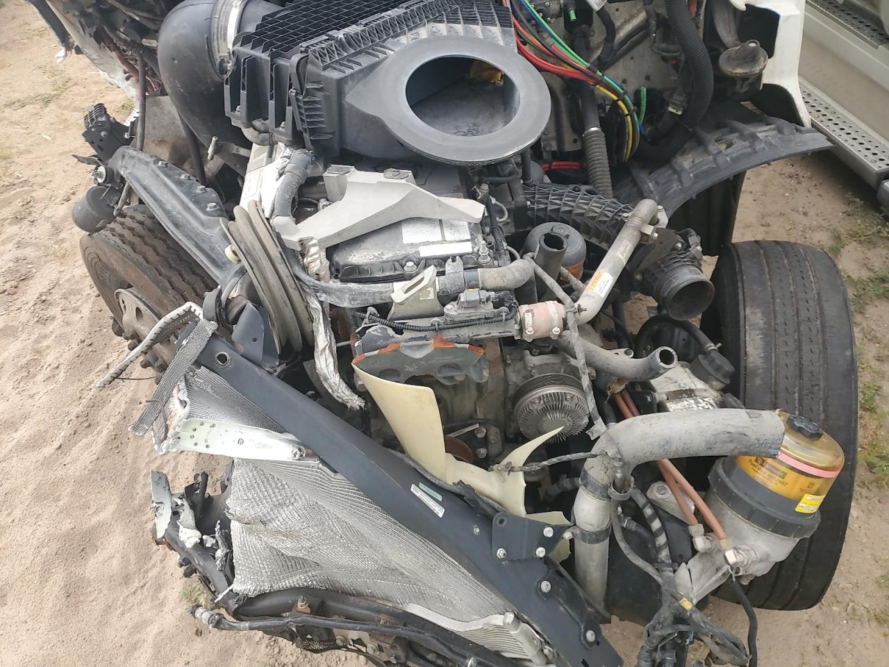 Freightliner Cascadia 1 Image 8