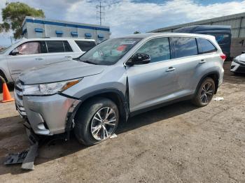  Salvage Toyota Highlander