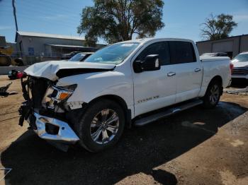  Salvage Nissan Titan